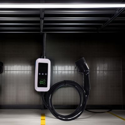 GBT 7KW 32A 1phase Electric Car Charging Station with Overcurrent Protection and Leakage Protection Function GBT