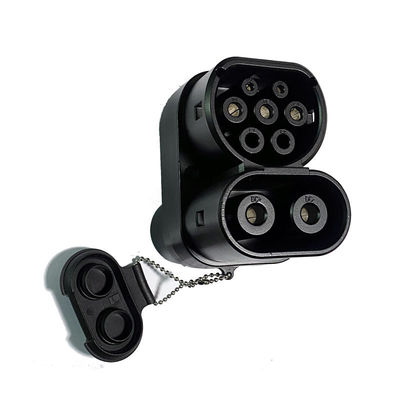 Overcurrent Protection CCS1 to CCS2 EV Connector Adapter E-mingze DC Charging Adapter 's Product with 7KW Output Power
